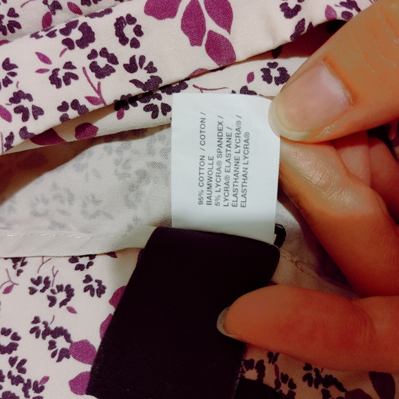 GAP Stretch Flare Skirt Knee Length 8 Purple Ditsy 🌸 A-line Skirt (Size 8) - Picture 6 of 10